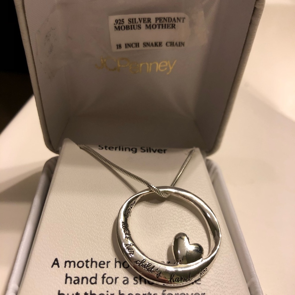 Mother necklace